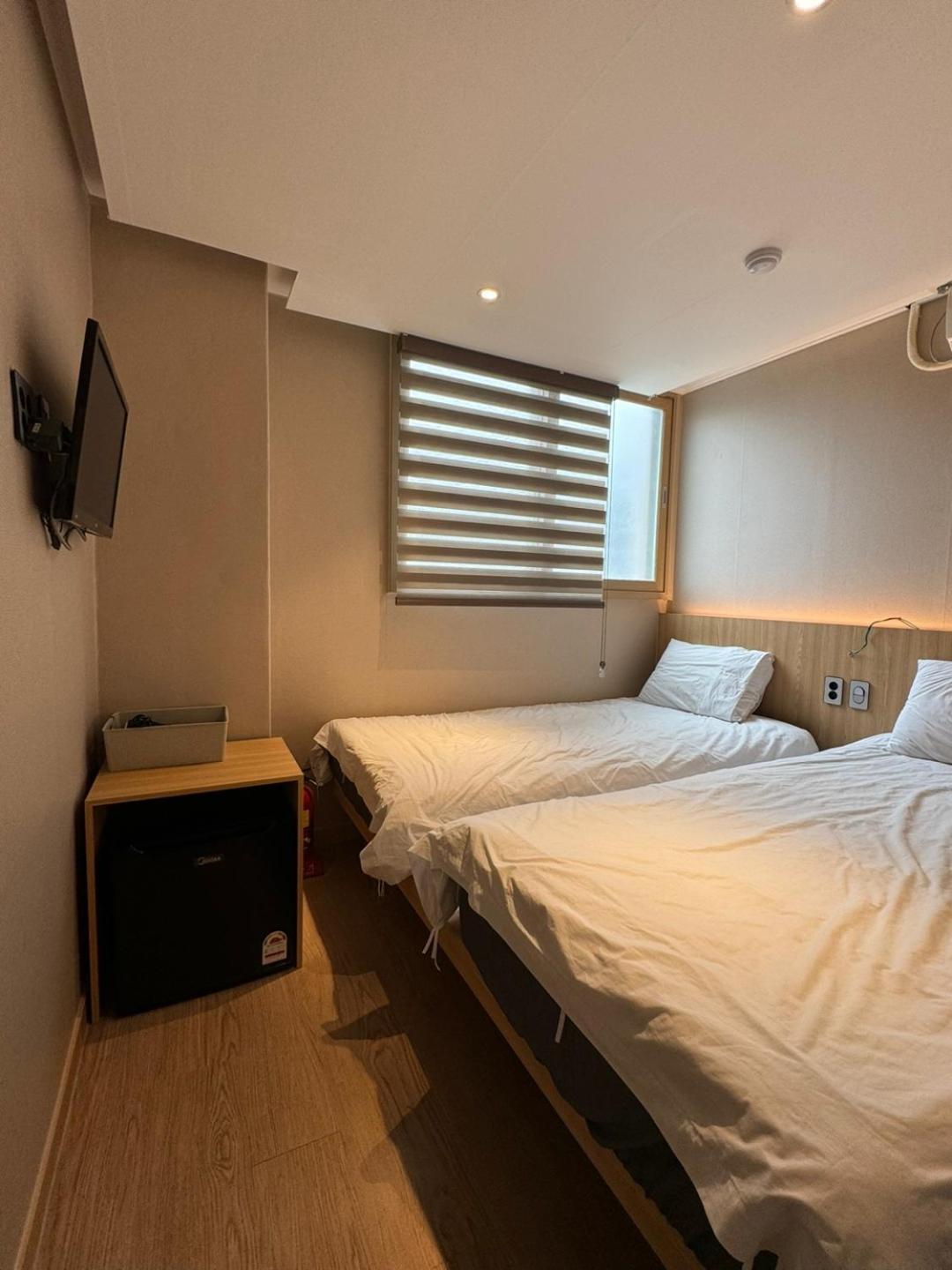 Well Plus Guest House Сеул Екстериор снимка