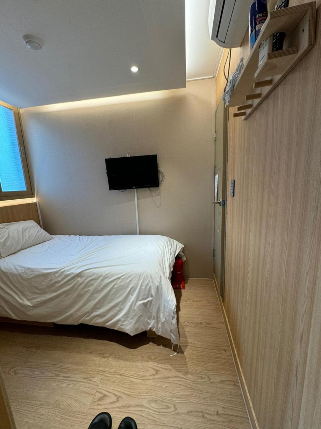 Well Plus Guest House Сеул Екстериор снимка