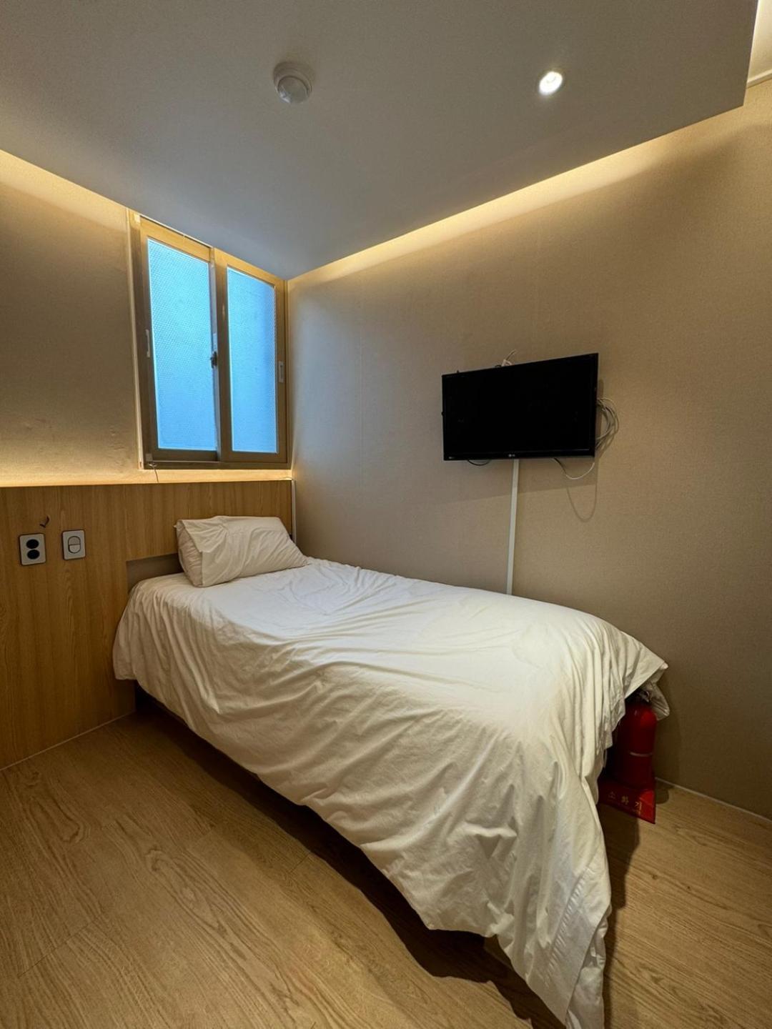 Well Plus Guest House Сеул Екстериор снимка